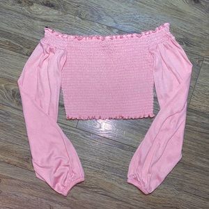 🌸 H&M off the shoulder pink crop top